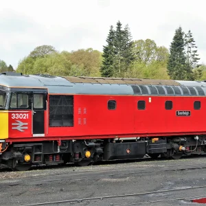 GAUGEMASTER COLLECTION GM2210601 CLASS 33 021 'EASTLEIGH' PARCELS RED DIESEL LOCOMOTIVE