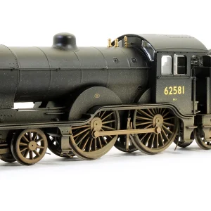 HORNBY R3303 PRE-OWNED BR (EARLY) 4-4-0 D16/3 '62581' STEAM LOCOMOTIVE (WEATHERED)